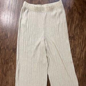 Comfy flowy MNG pants ✨